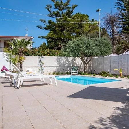 Gabriella Apartment Fontane Bianche