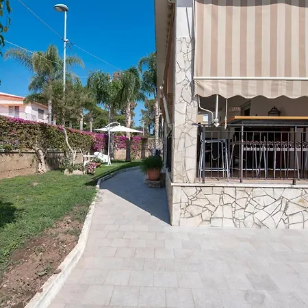 Gabriella Apartment Fontane Bianche